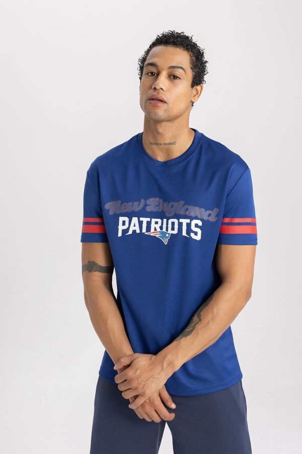 DEFACTO DEFACTO Fit Nfl New England Patriots Standard Fit Crew Neck Short Sleeve T-Shirt