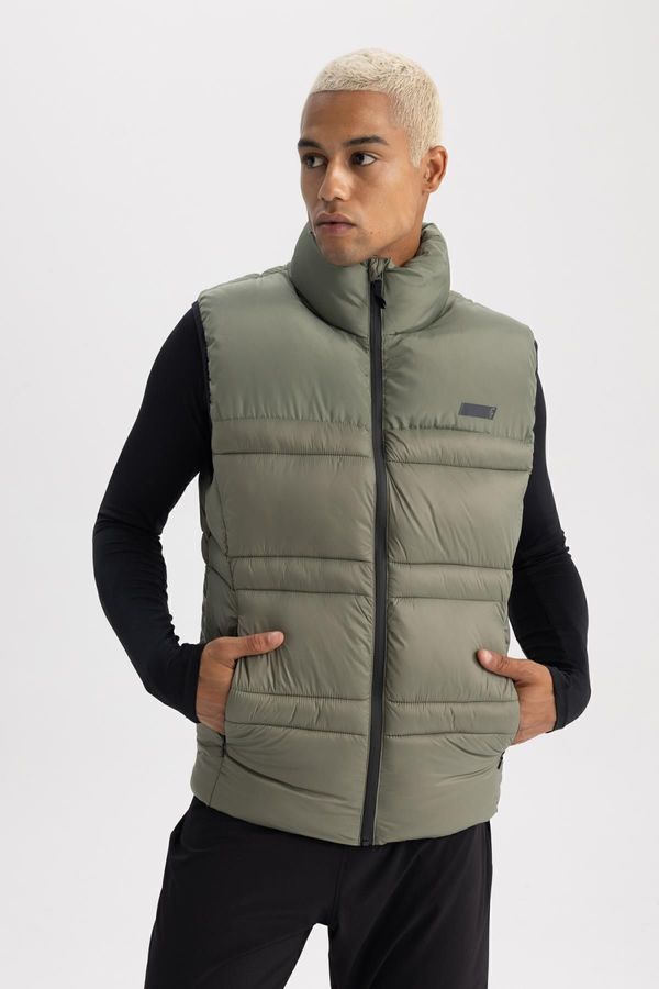 DEFACTO DEFACTO Fit Regular Fit Water Repellent Puffer Vest