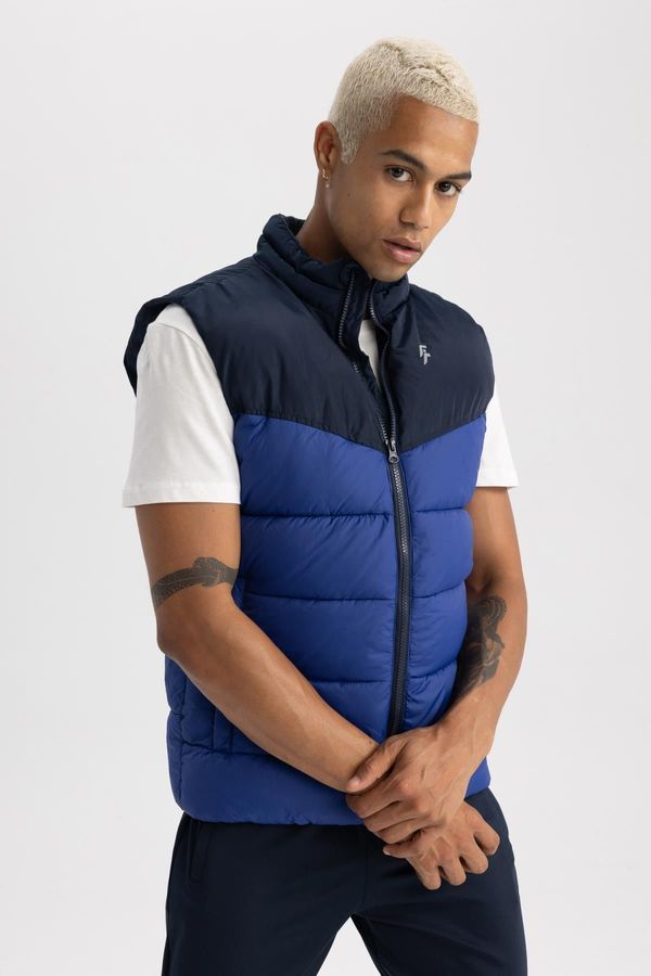 DEFACTO DEFACTO Fit Slim Fit Water Repellent Puffer Vest