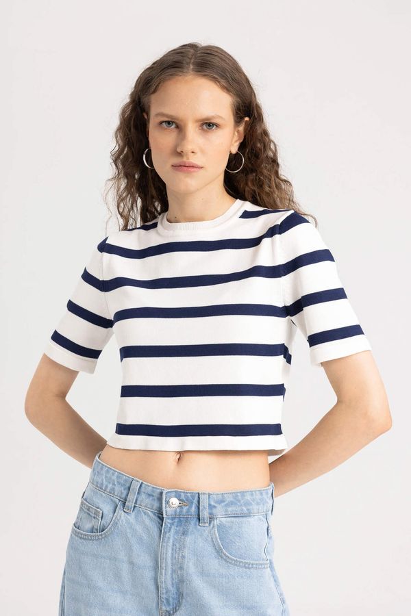 DEFACTO DEFACTO Fitted Crew Neck Striped Short Sleeve Pullover