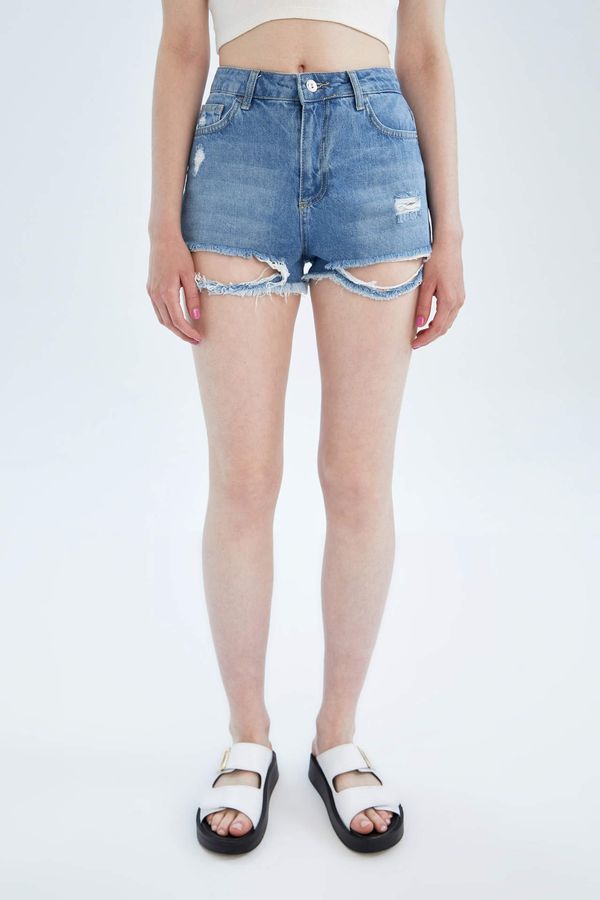 DEFACTO DEFACTO High Waisted Distressed Jean Short