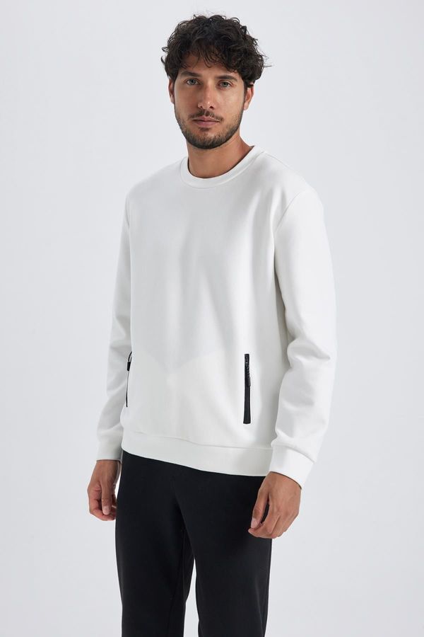 DEFACTO DEFACTO Modern Fit Crew Neck Sweatshirt