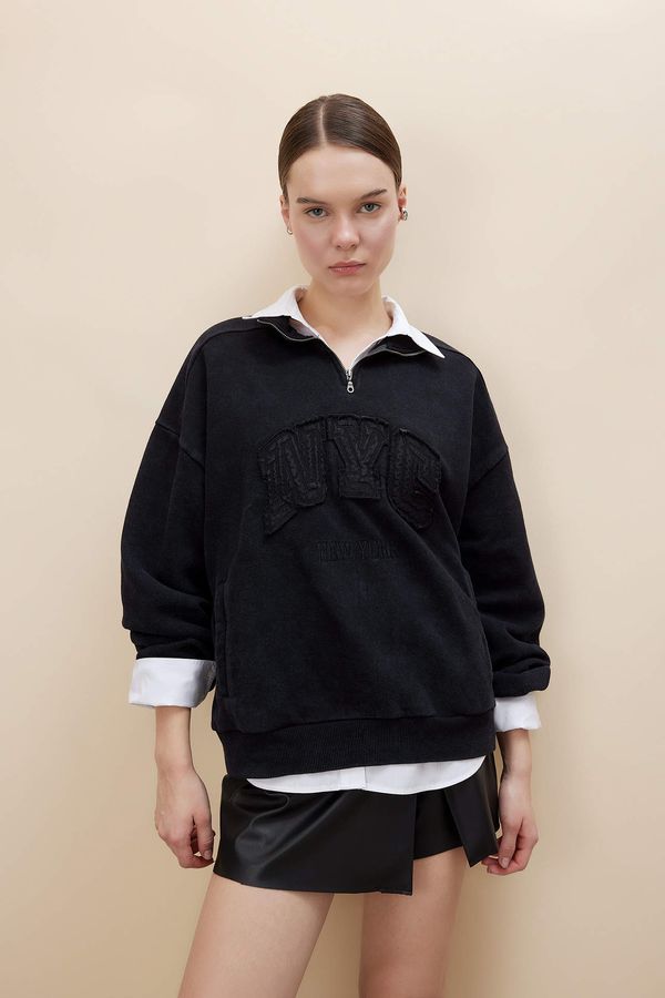 DEFACTO DEFACTO Oversize Fit Printed Long Sleeve Sweatshirt