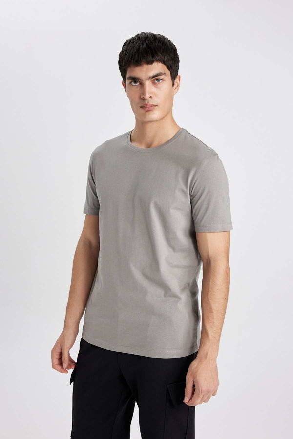 DEFACTO DEFACTO Regular Fit Crew Neck Short Sleeve Basic T-Shirt