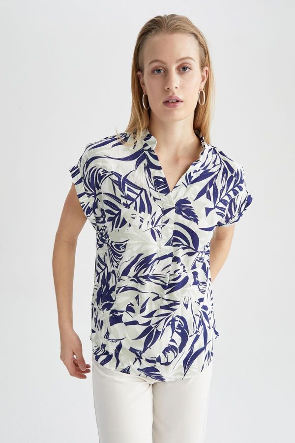 DEFACTO DEFACTO Regular Fit Floral Print Short Sleeve Blouse