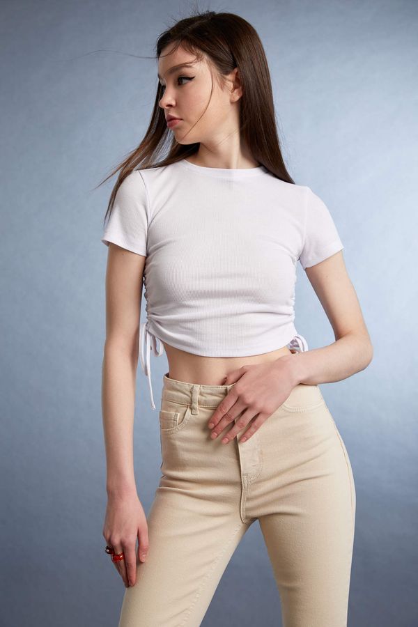 DEFACTO DEFACTO Short Sleeve Tie Waist Crop Top