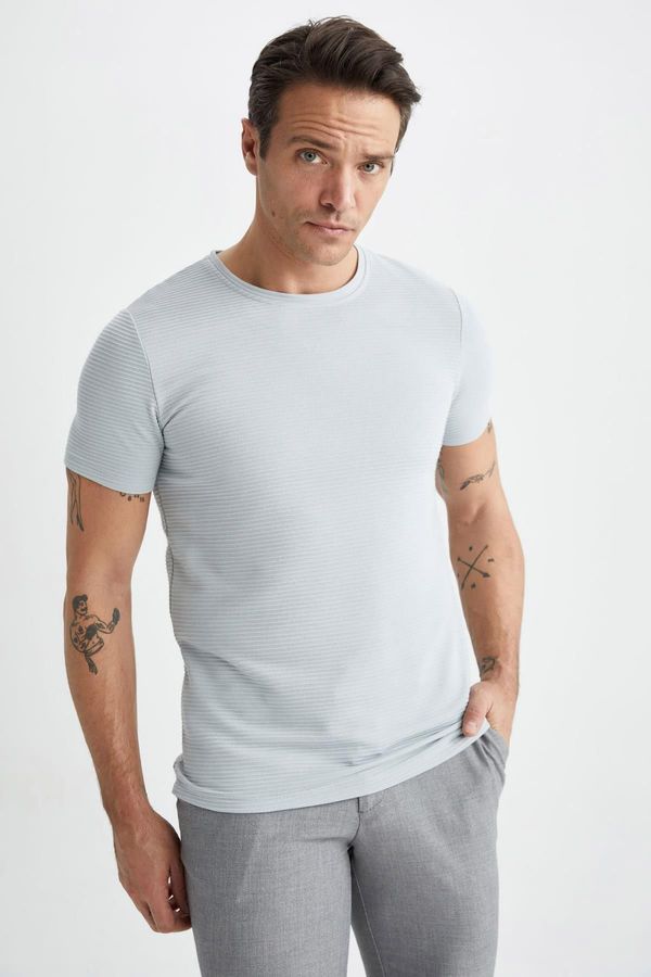 DEFACTO DEFACTO Slim Fit Crew Neck Short Sleeve T-Shirt