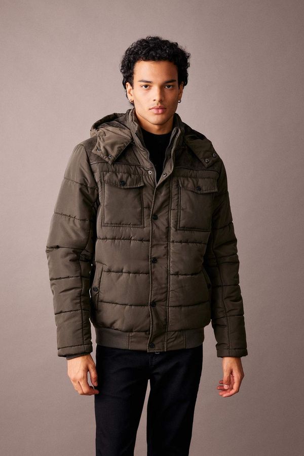 DEFACTO DEFACTO Slim Fit Hooded Faux Fur Lined Puffer Puffer Jacket