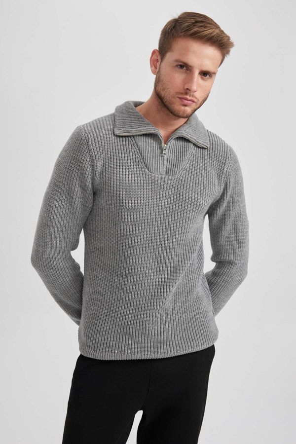 DEFACTO DEFACTO Standard Fit Stand Collar Thessaloniki Fabric Sweater