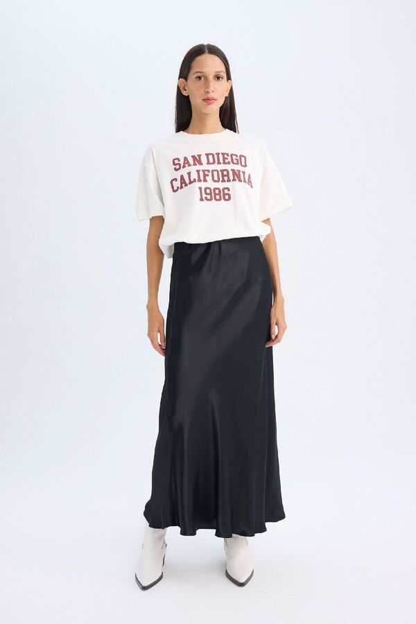 DEFACTO DEFACTO Straight Fit Normal Waist Satin Maxi Skirt