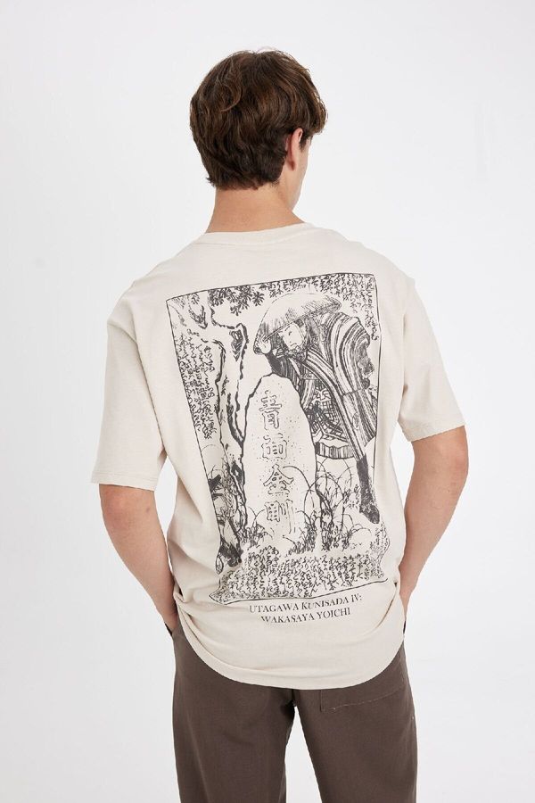 DEFACTO DEFACTO Utagawa Kunisada Boxy Fit Crew Neck Short Sleeve T-Shirt