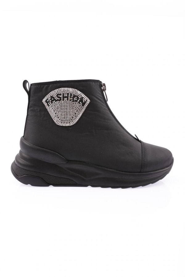 DGN DGN M844 Women's Silver Gemstones, Lettering Detail, and Sheepskin Zip Front Boots.