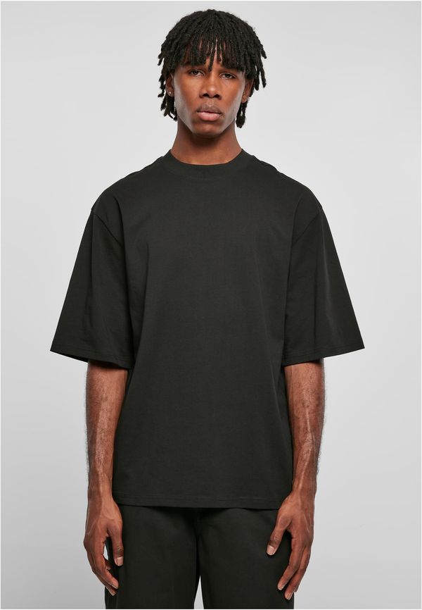 UC Men Eco-friendly oversized t-shirt with black sleeves