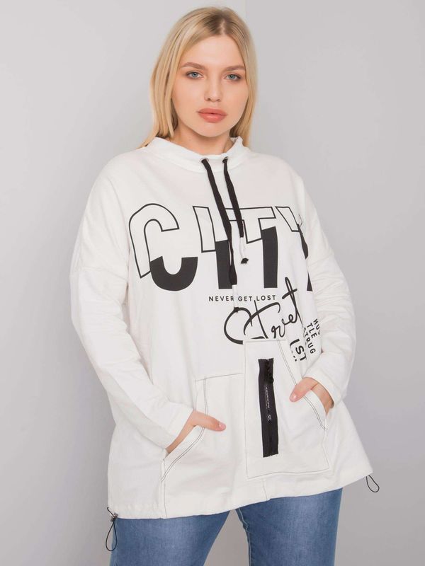 Fashionhunters Ecru plus sweatshirt with print and pockets