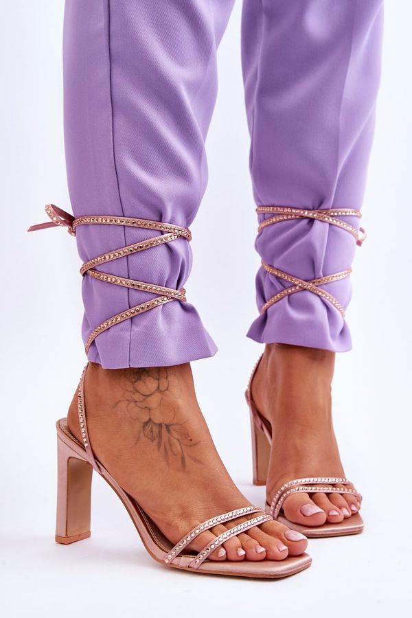 Kesi Elegant knotted sandals with Nude Nessy rhinestones