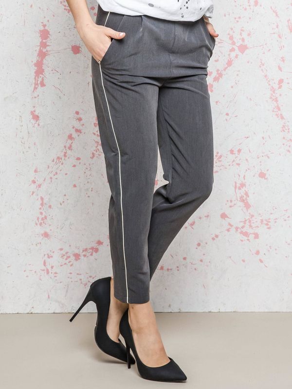 Euphory Euphora carrot pants with anthracite stripes