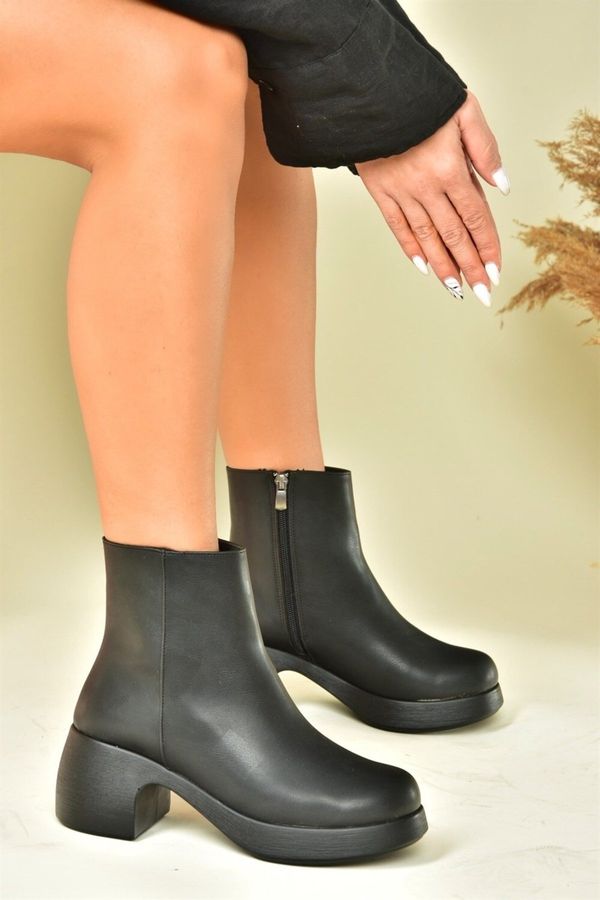 Fox Shoes Fox Shoes Black Thick Short Women's Heeled Daily Boots