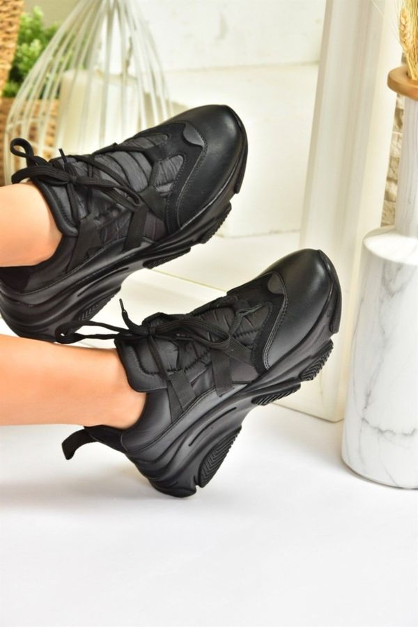 Fox Shoes Fox Shoes Black Thick Soled Women's Sneakers Sports Shoes
