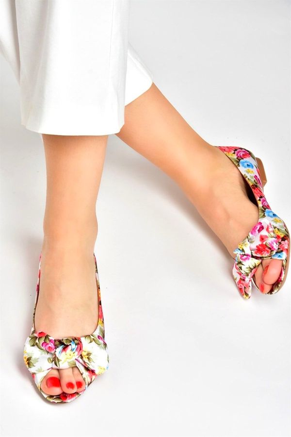 Fox Shoes Fox Shoes White/red Linen Women's Flats with Floral Print
