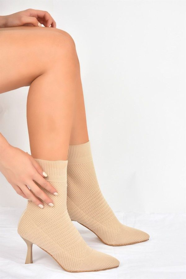 Fox Shoes Fox Shoes Women's Beige Knitwear Thin Heel Boots