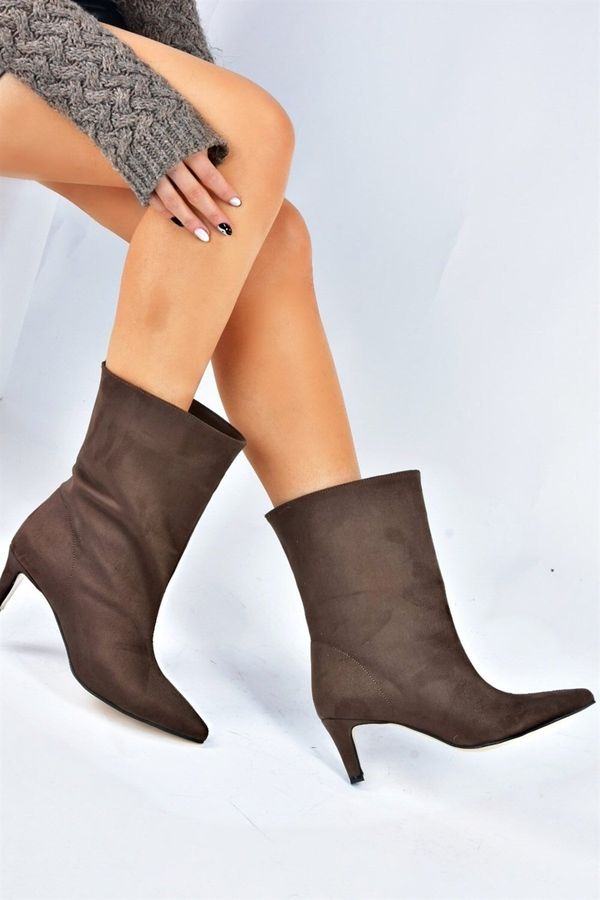Fox Shoes Fox Shoes Women's Brown Suede Short Heeled Boots
