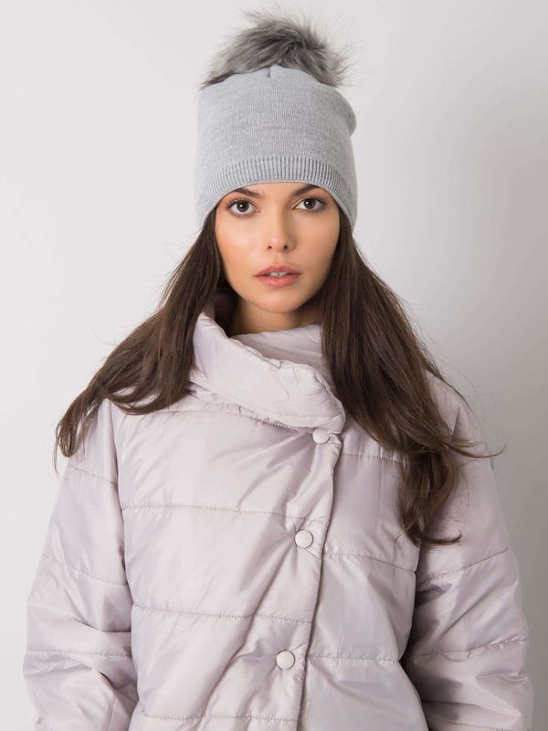 Fashionhunters Gray winter cap with pompom