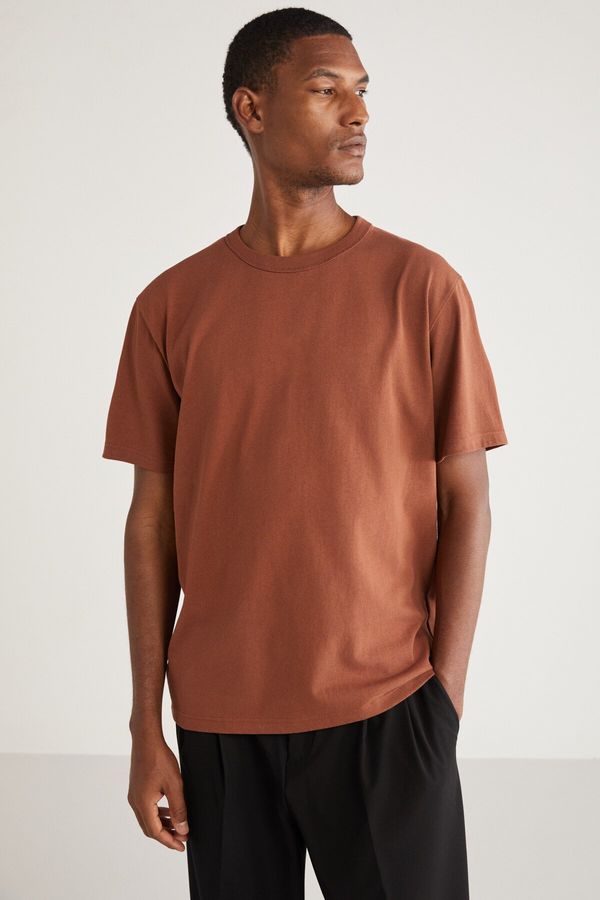 GRIMELANGE GRIMELANGE Astons Men's Comfort Fit Thick Textured Recycle 100% Cotton Dark Brown T-shir