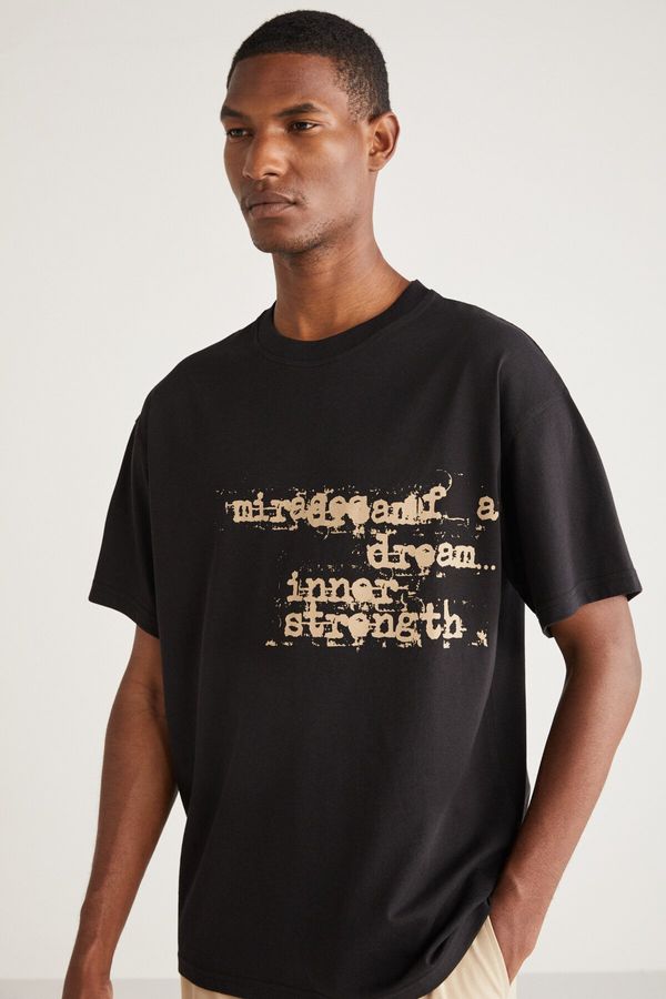 GRIMELANGE GRIMELANGE Brady Men's Oversize Fit 100% Cotton Thick Textured Printed T-shirt