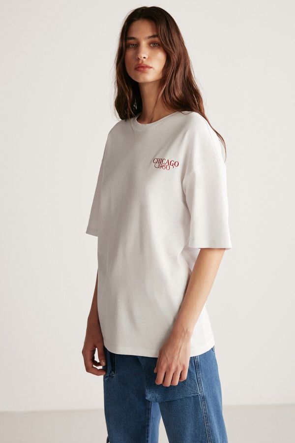 GRIMELANGE GRIMELANGE Janna Women's Crew Neck Oversize Fit 100% Cotton Printed White / Red T-shirt