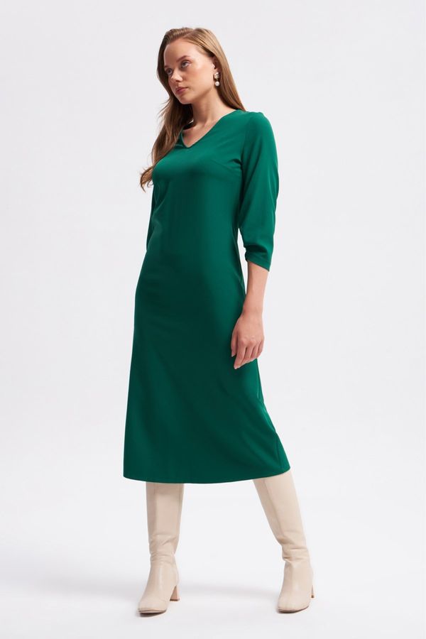 Gusto Gusto V Neck Long Dress - Green