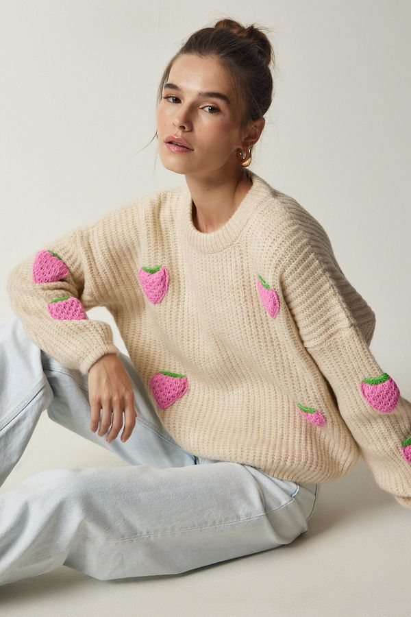 Happiness İstanbul Happiness İstanbul Women's Beige Strawberry Textured Knitwear Sweater