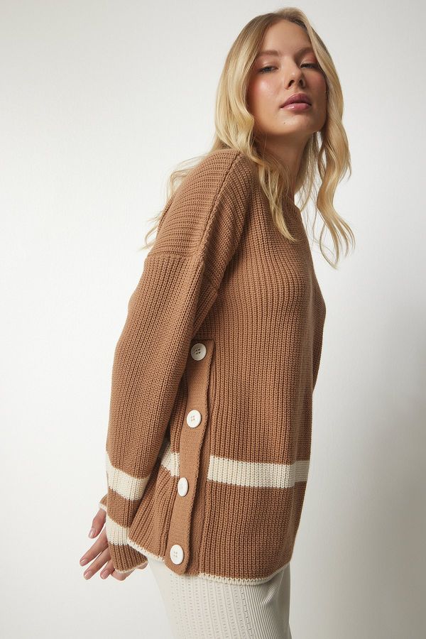 Happiness İstanbul Happiness İstanbul Women's Biscuit Button Detailed Knitwear Sweater