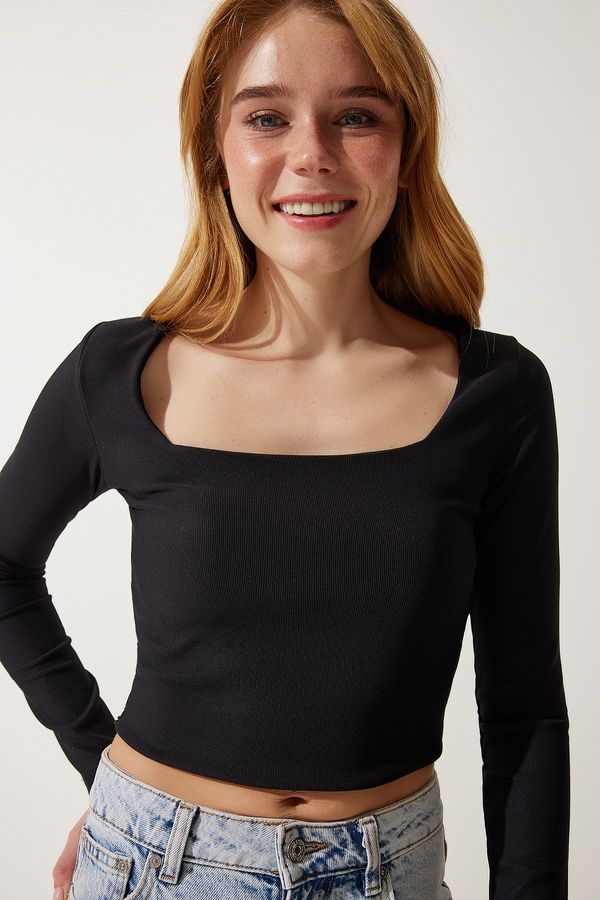 Happiness İstanbul Happiness İstanbul Women's Black Square Neck Ribbed Crop Knitted Blouse