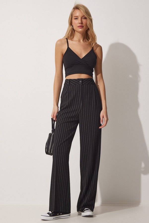 Happiness İstanbul Happiness İstanbul Women's Black Thin Striped Loose Comfortable Woven Trousers