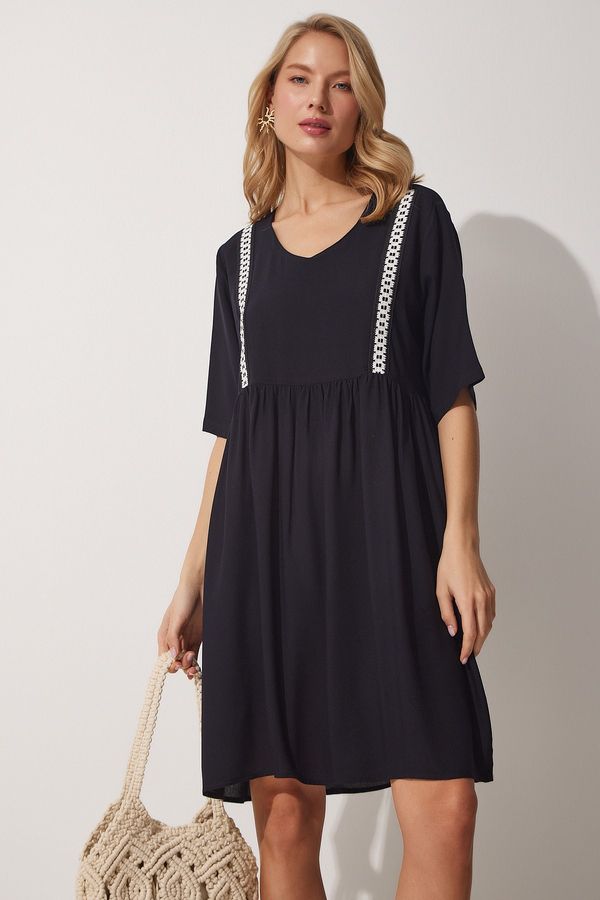 Happiness İstanbul Happiness İstanbul Women's Black V Neck Embroidered Flared Viscose Summer Dress