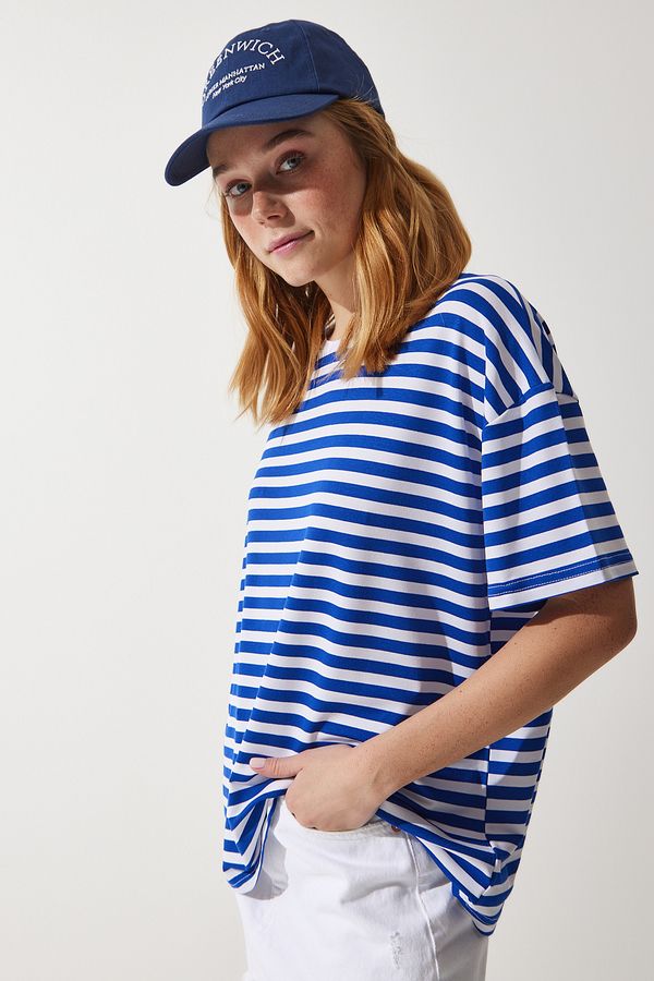 Happiness İstanbul Happiness İstanbul Women's Blue Crew Neck Striped Oversize Knitted T-Shirt
