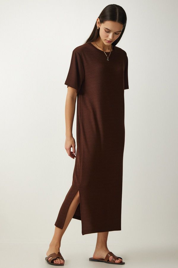 Happiness İstanbul Happiness İstanbul Women's Brown Crew Neck Knitted Ribbed Dress