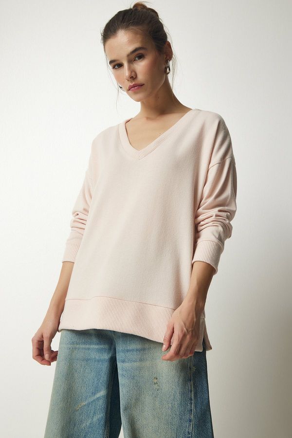 Happiness İstanbul Happiness İstanbul Women's Cream V Neck Fluffy Knitted Sweater