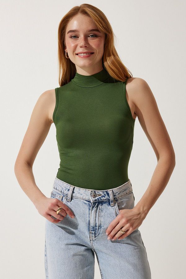 Happiness İstanbul Happiness İstanbul Women's Dark Green High Neck Sleeveless Viscose Knitted Blouse