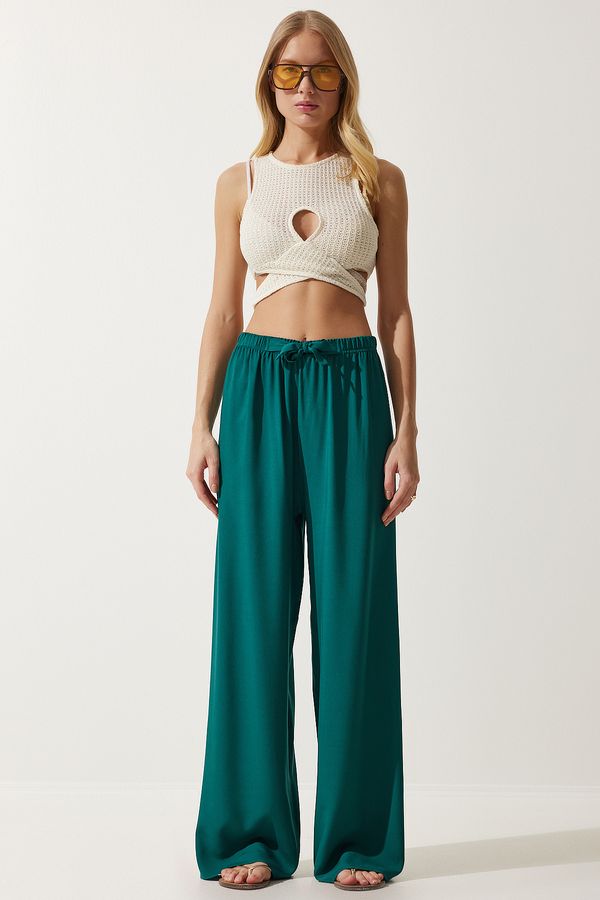 Happiness İstanbul Happiness İstanbul Women's Emerald Green Flowy Knitted Palazzo Trousers
