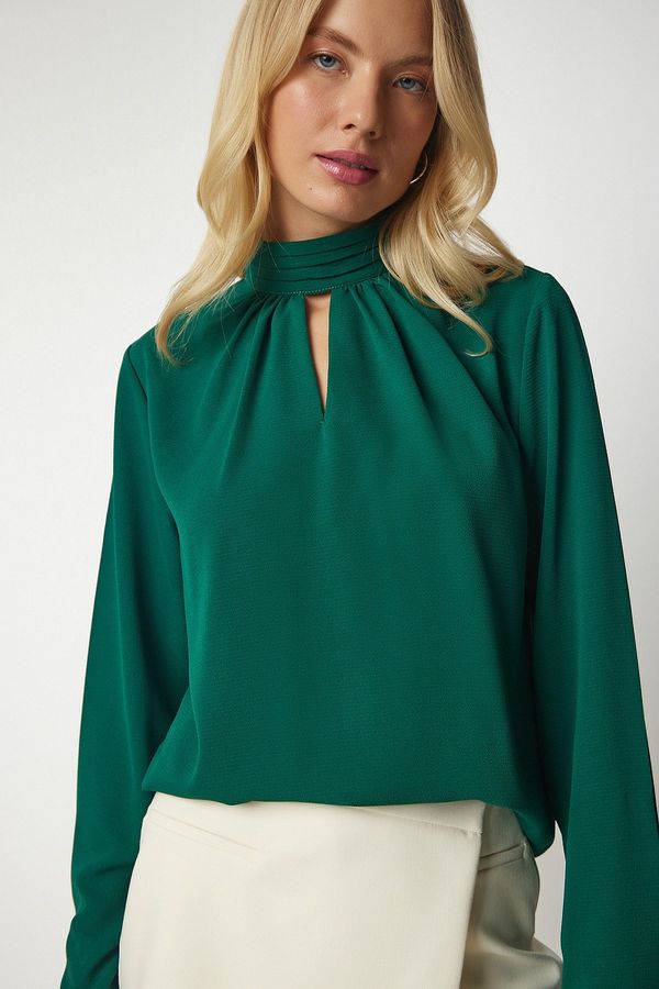 Happiness İstanbul Happiness İstanbul Women's Emerald Green Window Detail Flowy Crepe Blouse