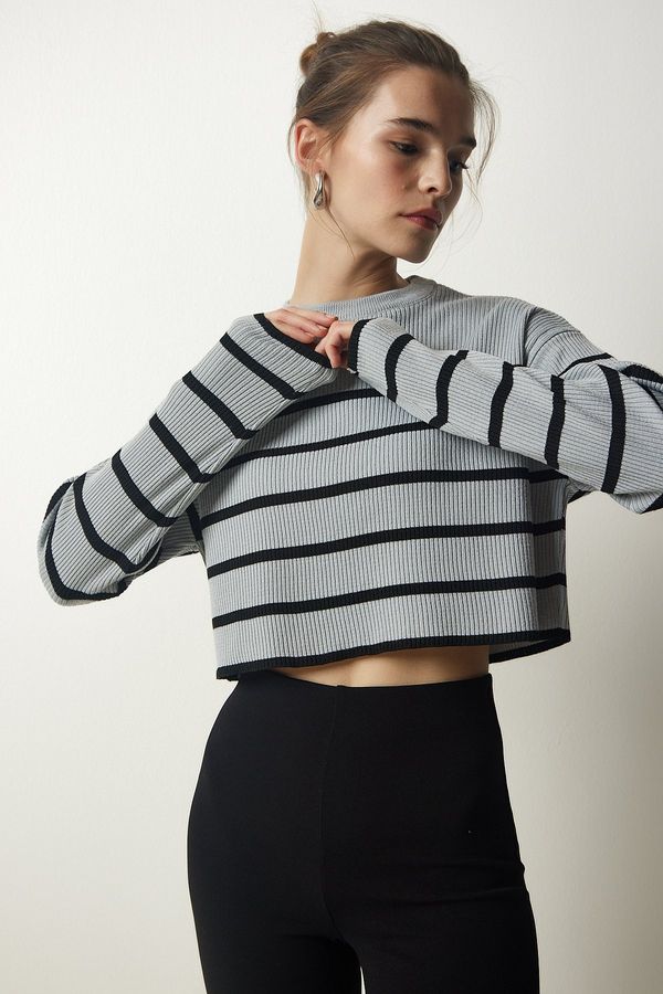 Happiness İstanbul Happiness İstanbul Women's Gray Ribbed Striped Crop Knitwear Sweater