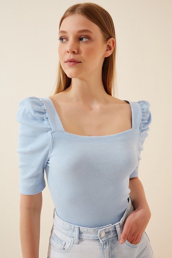 Happiness İstanbul Happiness İstanbul Women's Sky Blue Square Collar Corduroy Crop Blouse