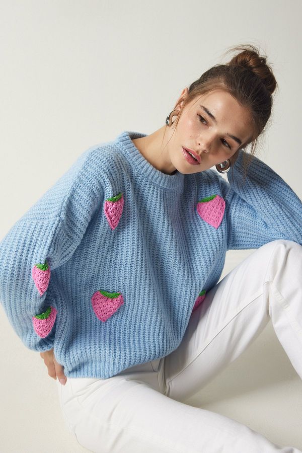 Happiness İstanbul Happiness İstanbul Women's Sky Blue Strawberry Textured Knitwear Sweater