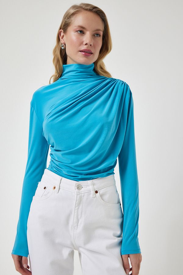 Happiness İstanbul Happiness İstanbul Women's Turquoise Gathered Detailed High Neck Sandy Blouse