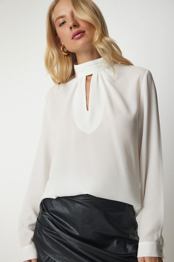 Happiness İstanbul Happiness İstanbul Women's White Window Detail Flowy Crepe Blouse