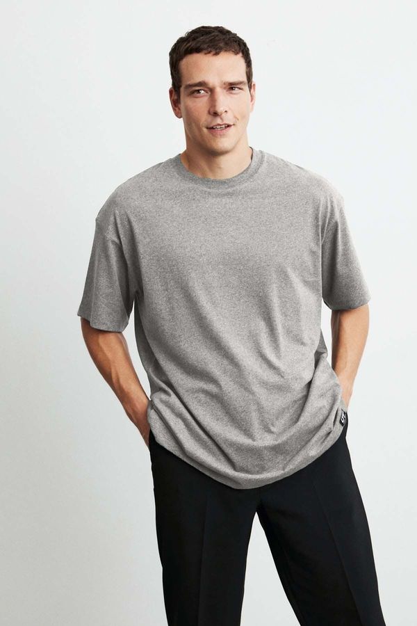 GRIMELANGE Jett Men's Oversize Fit 100% Cotton Thick Textured Grimelange T-shirt