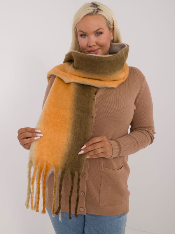 Fashionhunters Khaki-Grey Ombre Women's Knitted Scarf with Tassel