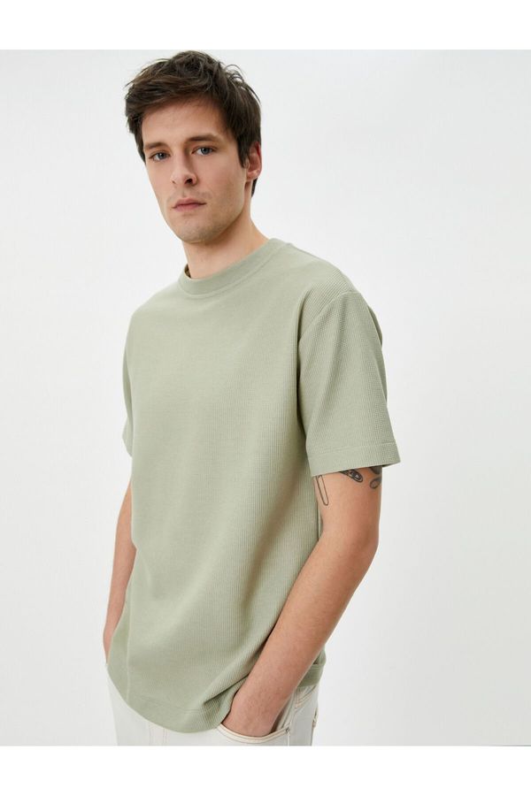 Koton Koton Basic T-Shirt Short Sleeve Crew Neck Textured