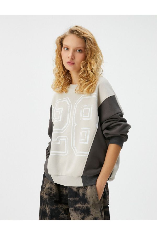 Koton Koton Comfort Fit Sweatshirt Color Block Printed Marked Crew Neck Long Sleeve